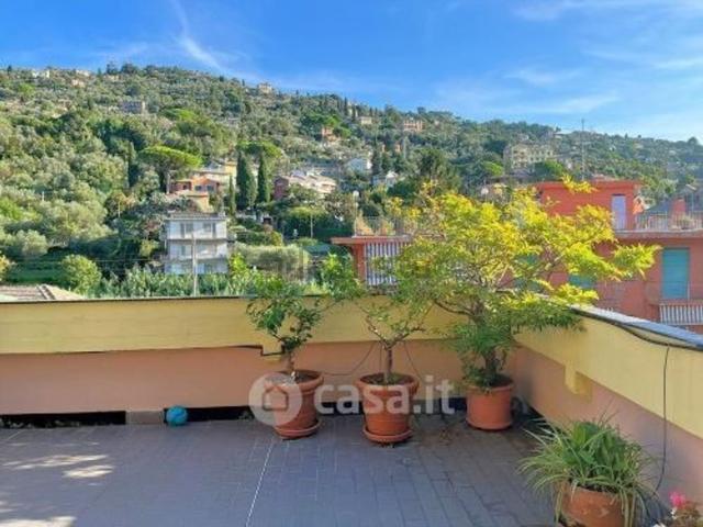 Appartamento in vendita di 100 m² in Via Giardini del Mare