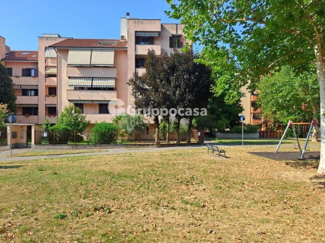 Appartamento in vendita di 100 m² in Via Giosuè Carducci, 10