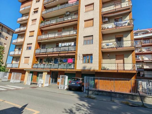 Appartamento in vendita di 100 m² in Via Giosuè Carducci