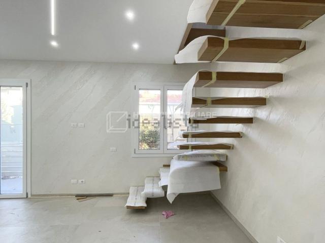 Appartamento in vendita di 100 m² in Via Giovan Battista Della Chiesa