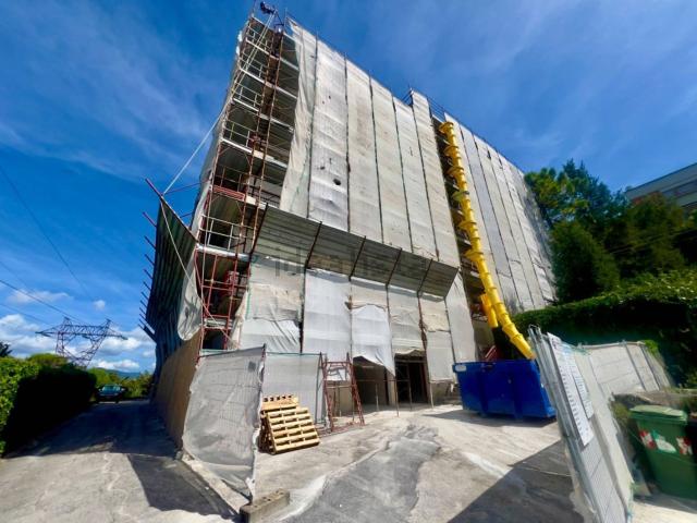 Appartamento in vendita di 100 m² in Via Giovanni Bovio, 102