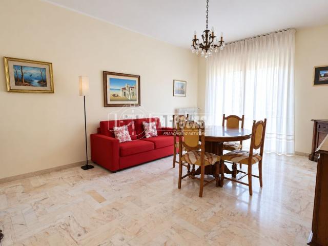 Appartamento in vendita di 100 m² in Via Giovanni Battista Morgagni, 20
