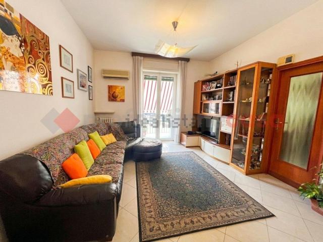 Appartamento in vendita di 100 m² in Via Giovanni Verardo Zeviani, 10