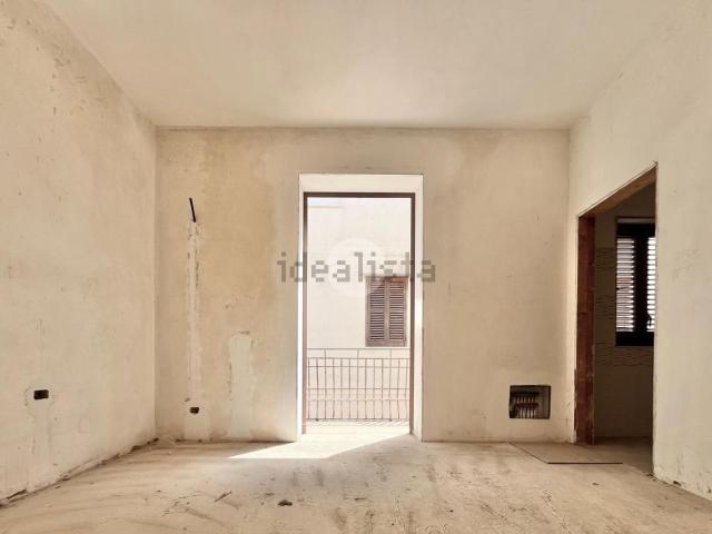 Appartamento in vendita di 100 m² in Via Girolamo Caruso, 32