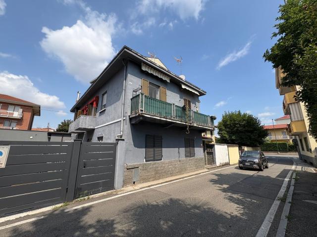 Appartamento in vendita di 100 m² in Via Guglielmo Oberdan, 4