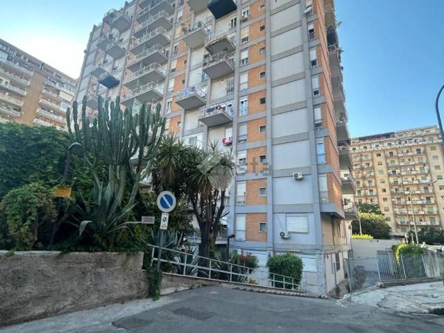 Appartamento in vendita di 100 m² in Via Guido Jung, 12