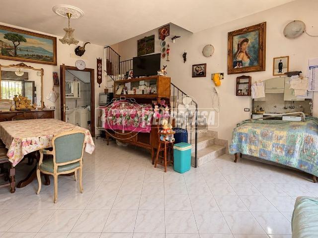 Appartamento in vendita di 100 m² in Via Guisa, 2270