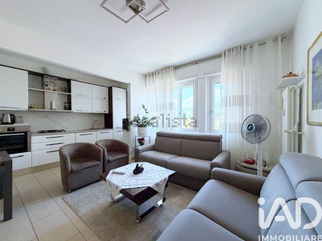 Appartamento in vendita di 100 m² in Via Gustavo Modena, 51