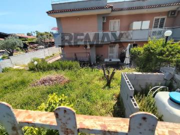 Appartamento in vendita di 100 m² in Via dott. Mario Amato, 38