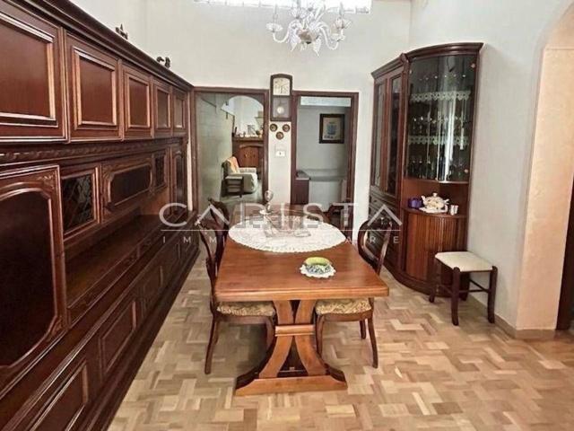 Appartamento in vendita di 100 m² in Via Domenico Caraceni