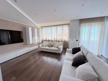 Appartamento in vendita di 100 m² in Via Domenico Cimarosa, 29
