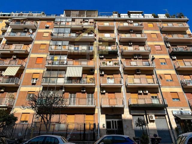 Appartamento in vendita di 100 m² in Via Don Orione, 32