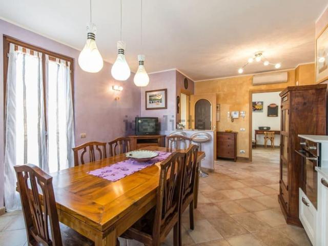 Appartamento in vendita di 130 m² in Via Don Antonio Galizzi