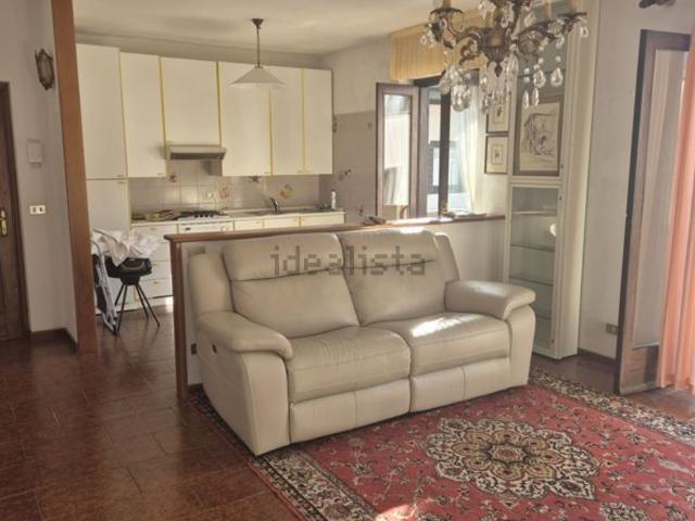 Appartamento in vendita di 100 m² in Via Don Cusini