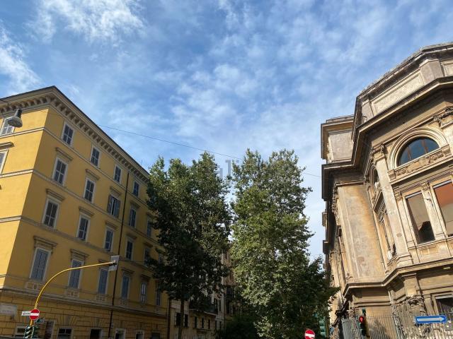 Appartamento in vendita di 100 m² in Via Dàndolo, 32