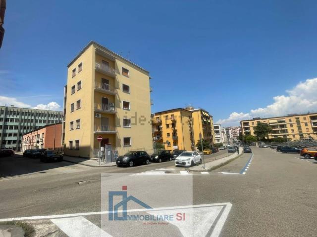 Appartamento in vendita di 100 m² in Via dei Bersaglieri