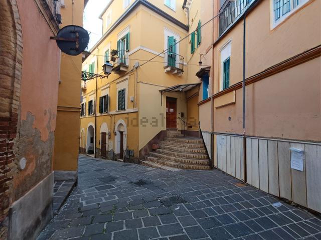 Appartamento in vendita di 100 m² in Via dei Crociferi, 53