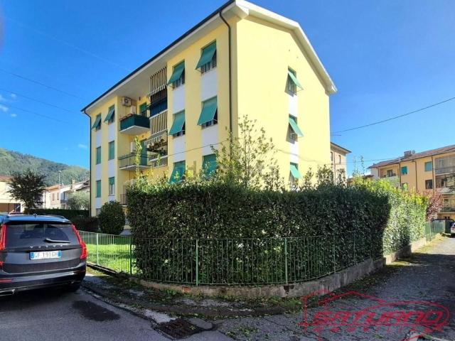 Appartamento in vendita di 100 m² in Via dei Fossi, 75