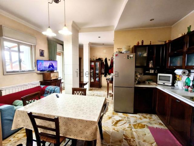 Appartamento in vendita di 100 m² in Via dei Vespri, 225