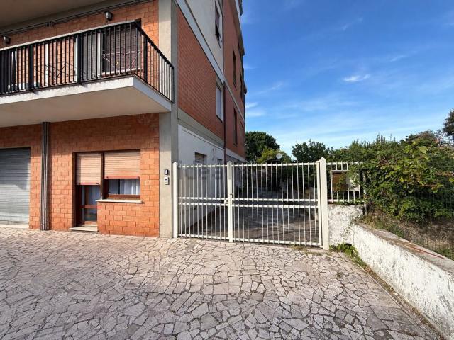Appartamento in vendita di 100 m² in Via dei Volsci, 69
