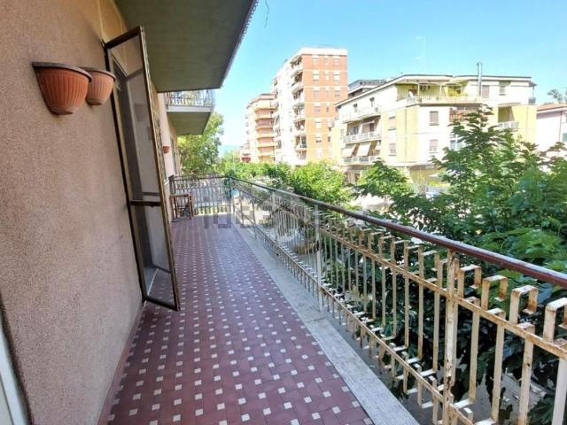 Appartamento in vendita di 100 m² in Via dei Volsci, 117