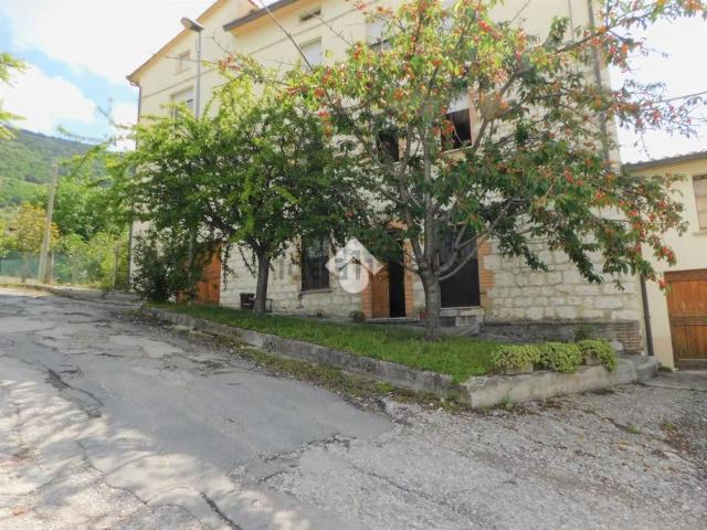 Appartamento in vendita di 100 m² in Via del Borghetto, 10