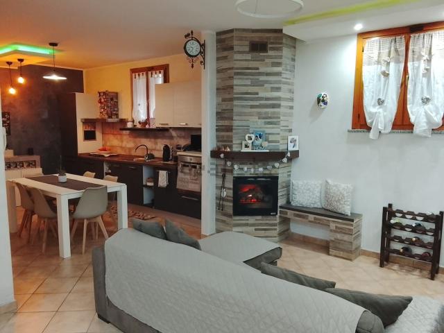 Appartamento in vendita di 100 m² in Via del Campetto, 33