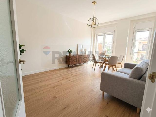 Appartamento in vendita di 100 m² in Via del Circuito, 57