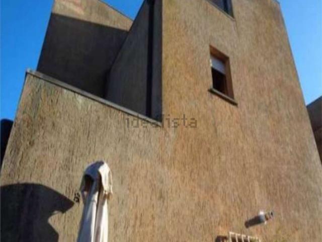 Appartamento in vendita di 100 m² in Via del Gabbiano