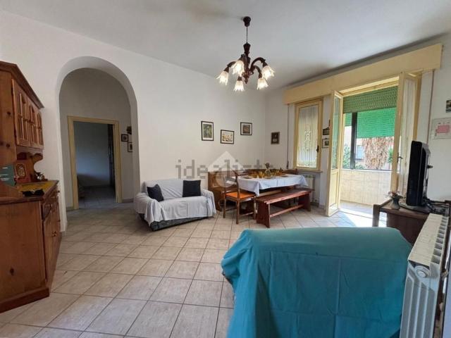 Appartamento in vendita di 100 m² in Via dell&apos Argine, 11