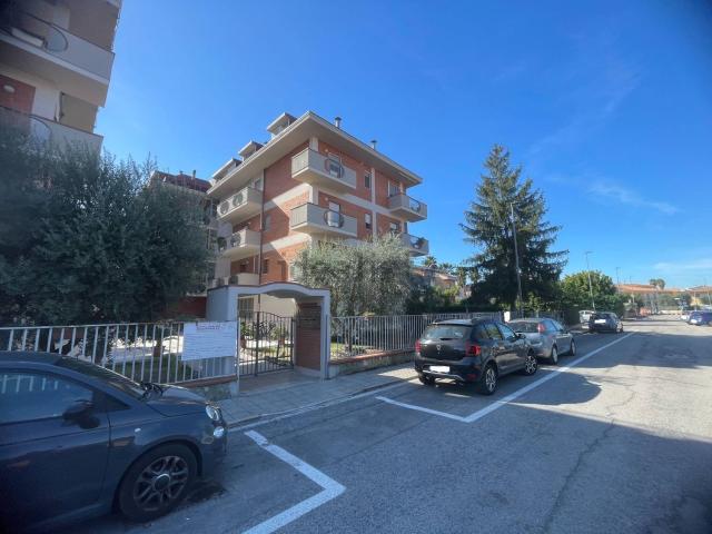 Appartamento in vendita di 100 m² in Via dello Sport, 1