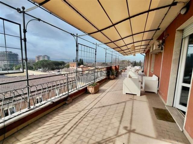 Appartamento in vendita di 100 m² in Via della Caserma