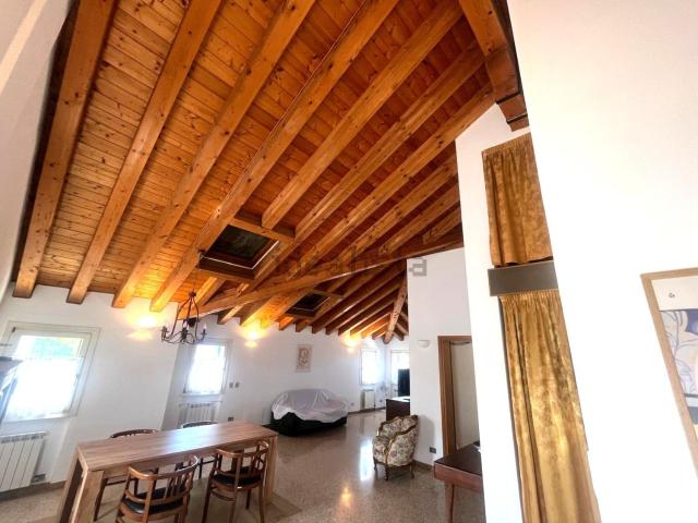 Appartamento in vendita di 100 m² in Via della Chiesa di Trivignano