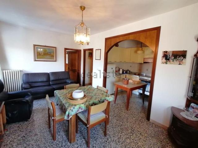 Appartamento in vendita di 100 m² in Via della Libertà, 9