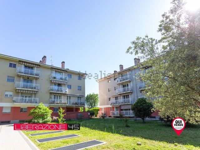 Appartamento in vendita di 100 m² in Via della Liberazione, 45