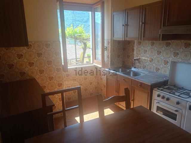 Appartamento in vendita di 100 m² in Via della Madonna