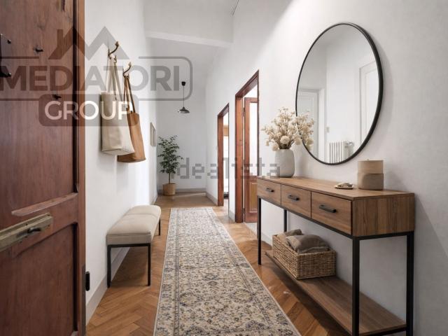 Appartamento in vendita di 100 m² in Via della Stazione Vecchia, 8