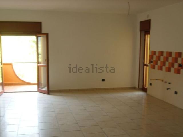 Appartamento in vendita di 100 m² in Via delle Ginestre, 1