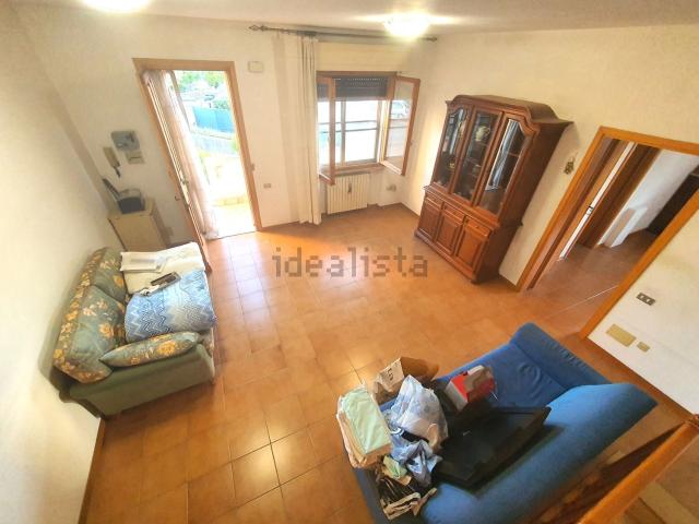 Appartamento in vendita di 100 m² in Via delle Pescine, 78