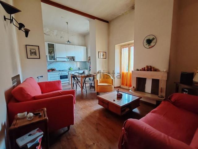 Appartamento in vendita di 100 m² in Via Democrazia