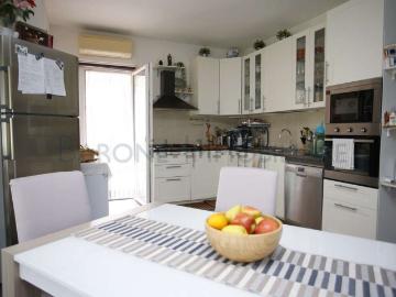 Appartamento in vendita di 100 m² in Via di Stabbio