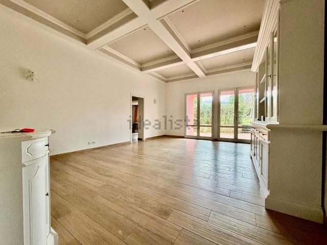 Appartamento in vendita di 100 m² in Via di Quarto