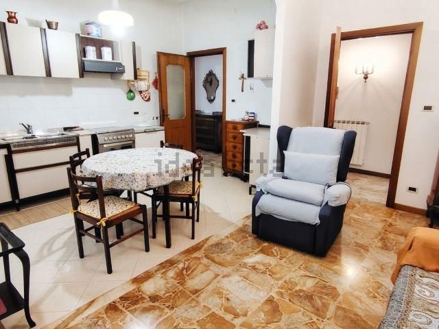 Appartamento in vendita di 100 m² in Via Diano Calderina