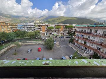 Appartamento in vendita di 100 m² in Via Dino Penazzato