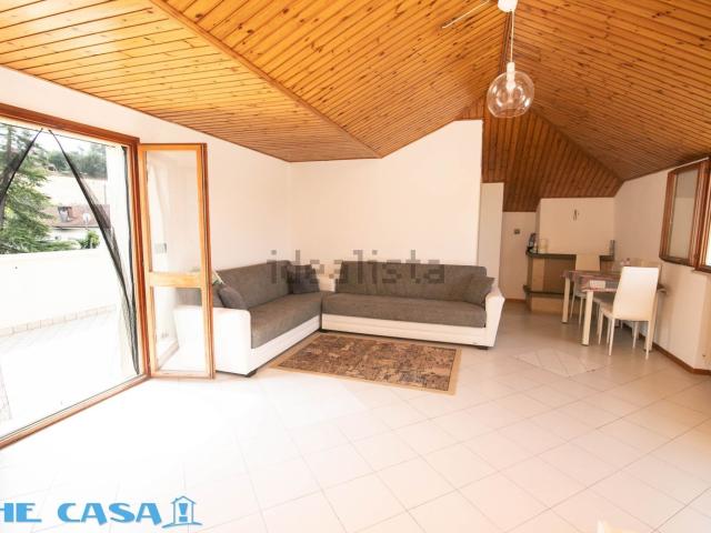 Appartamento in vendita di 100 m² in Via Diomede Forlani