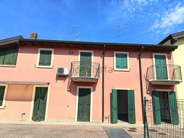 Appartamento in vendita di 100 m² in Via Duca degli Abruzzi