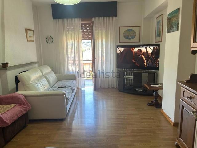 Appartamento in vendita di 100 m² in Via Due Ponti