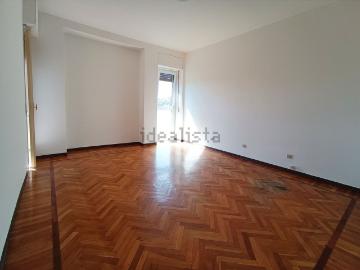 Appartamento in vendita di 100 m² in Via E. Ferrario, 4