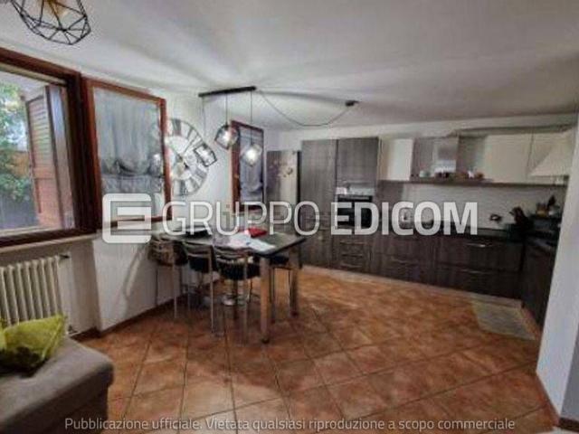 Appartamento in vendita di 100 m² in Via E. Montale