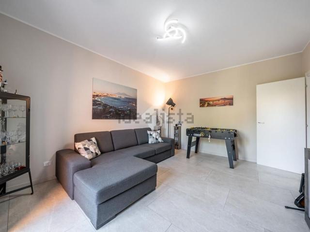 Appartamento in vendita di 100 m² in Via Emilia Est, 12